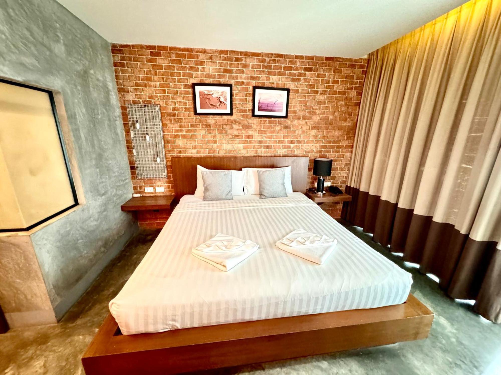 De Cozé Hotel Patong Buitenkant foto