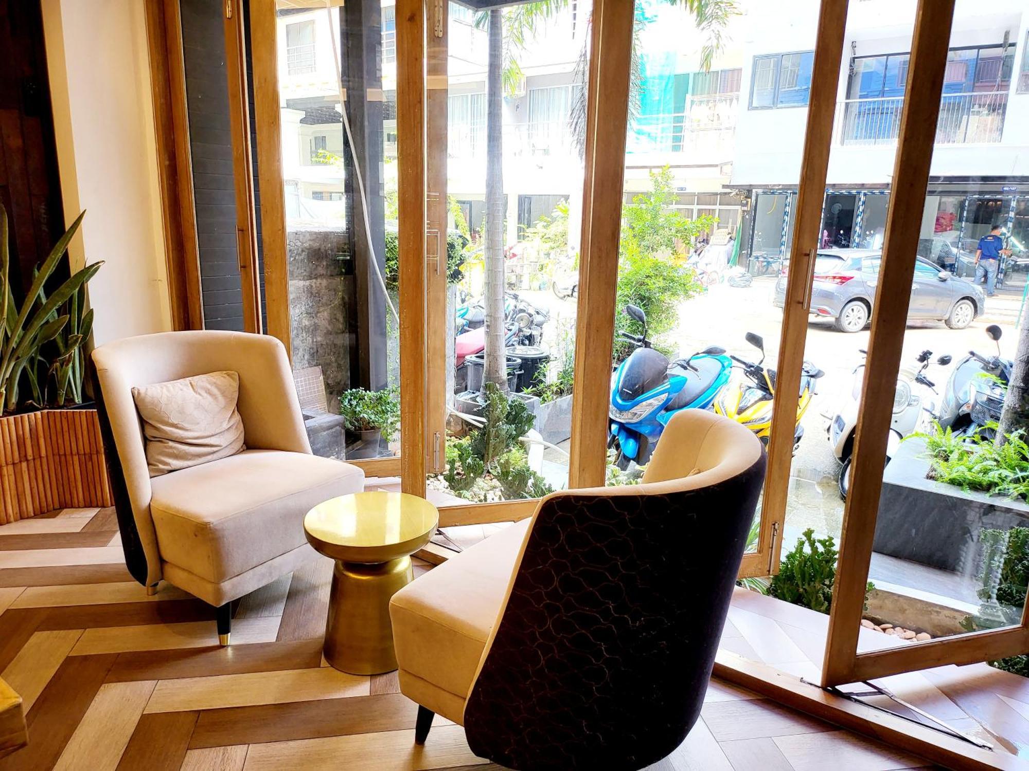 De Cozé Hotel Patong Buitenkant foto