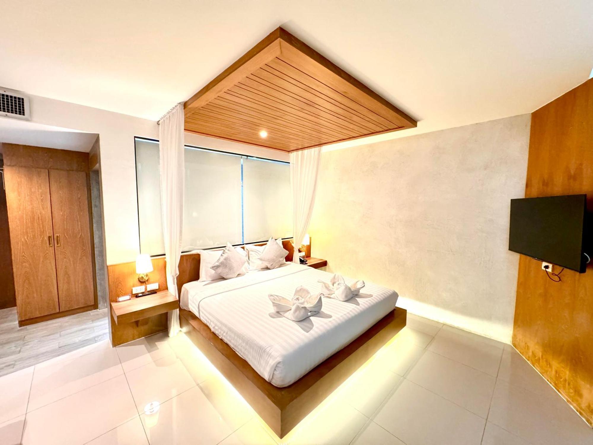 De Cozé Hotel Patong Buitenkant foto